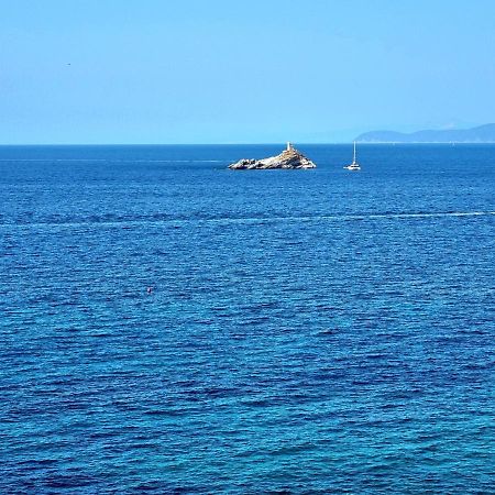 Appartamenti La Terrazza Sulle Ghiaie - Goelba Portoferraio Bagian luar foto