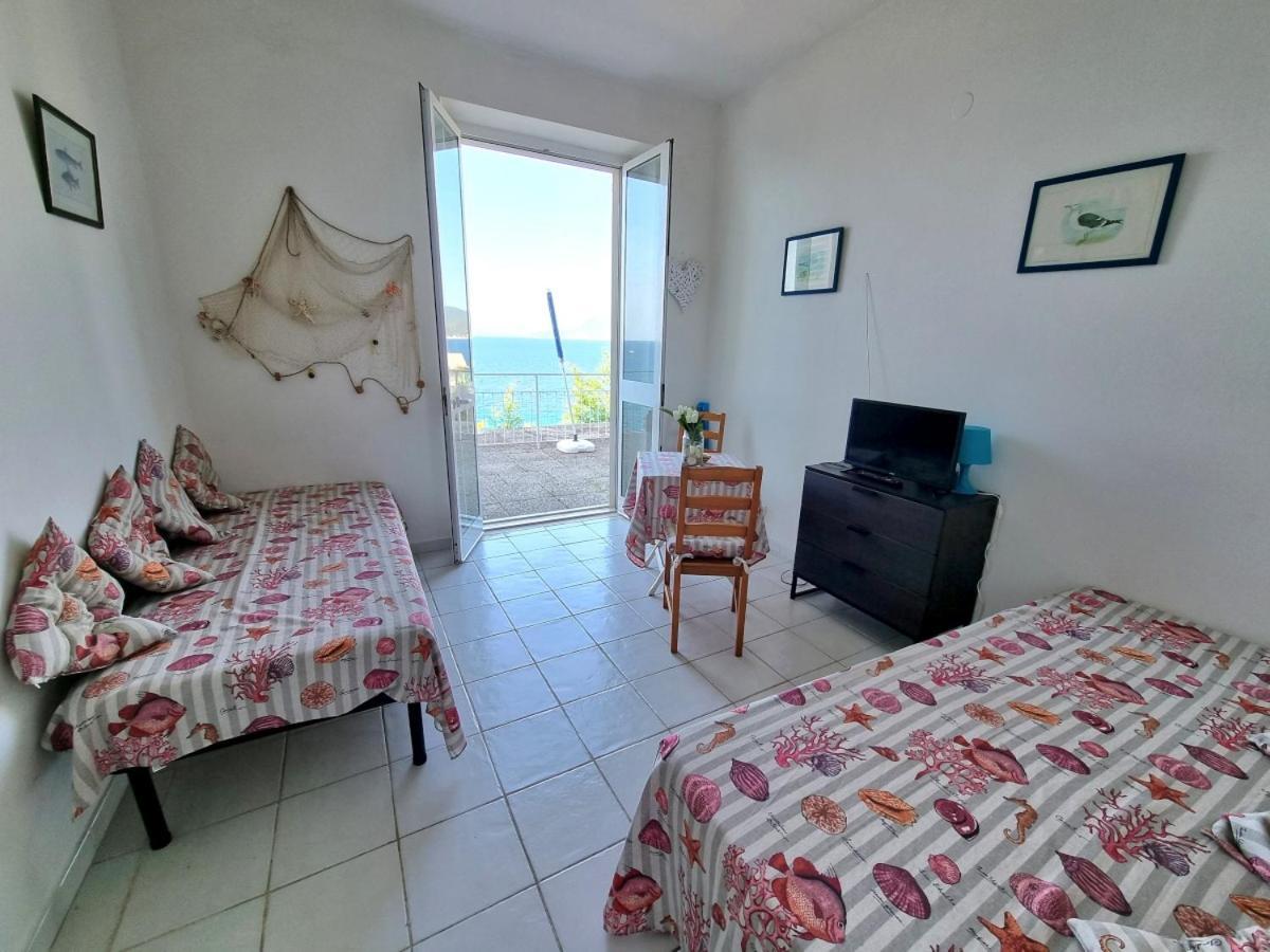 Appartamenti La Terrazza Sulle Ghiaie - Goelba Portoferraio Ruang foto